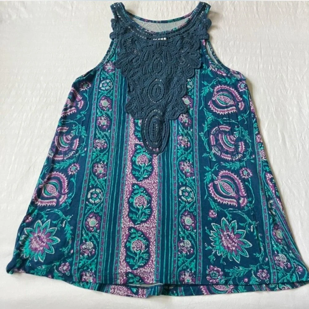 Anthropologie Blue & Purple Printed Boho tank w/ crochet detailed back
Size: XS - Picture 3 of 3